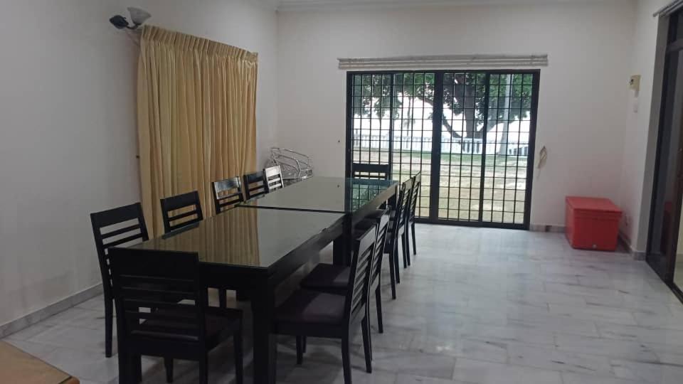 Port Dickson Home Stay Экстерьер фото